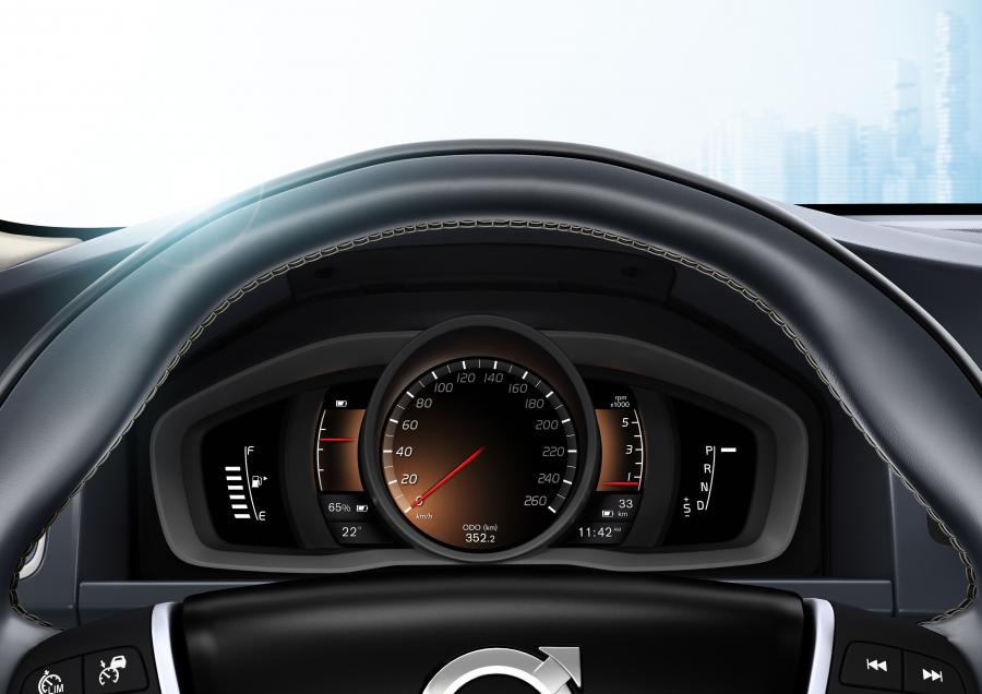  Volvo V60 Plug-in Hybrid 2011 года  (фото 22 из 68)